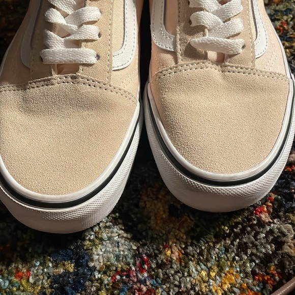 NEW. Vans suede Toepeach canvas. Womens size 7. - Picture 3 of 9